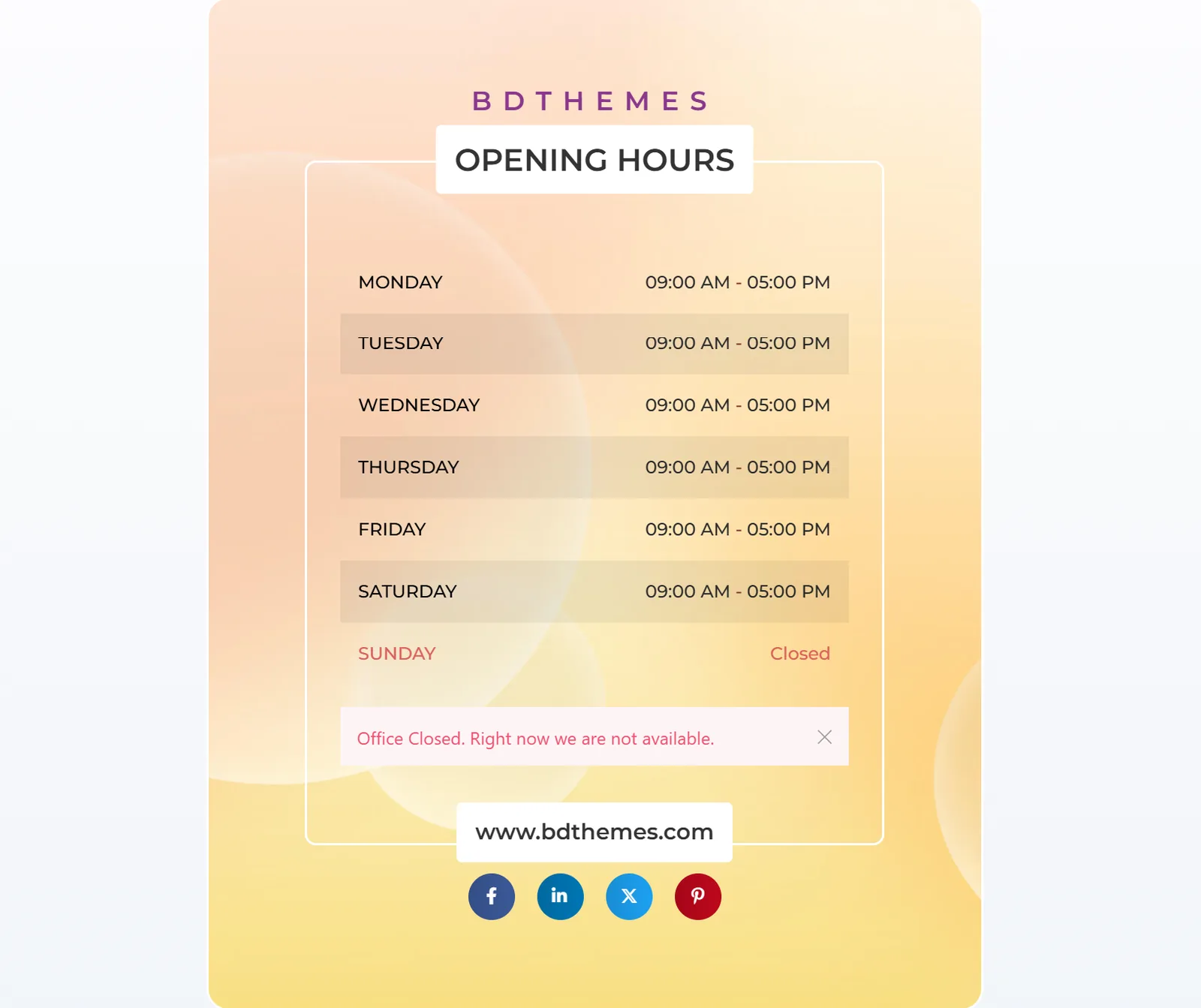 Business hours widget showing open and closed status Business hours widget showing open and closed status